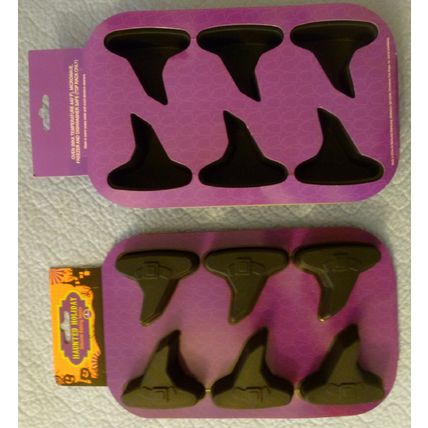 "2 NEW HAUNTED HALLOWEEN WITCHES HAT SILICONE BAKING MOLDS MUFFIN PANS CUPCAKE"