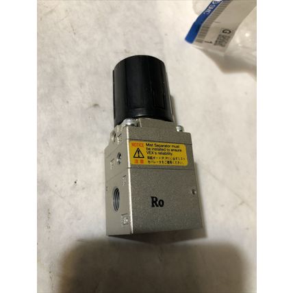 NEW SMC VEX1A33, VEX1A33-01 PRECISION PNEUMATIC REGULATOR, 1.0MPa, 1/8"NPT,BR