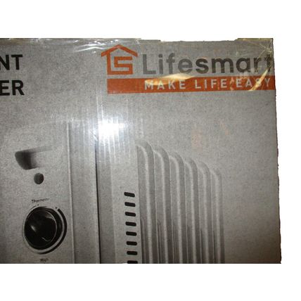 LifeSmart 1500W Digital Oil Filled Radiator 3Heat Settings Up To 1500W on High