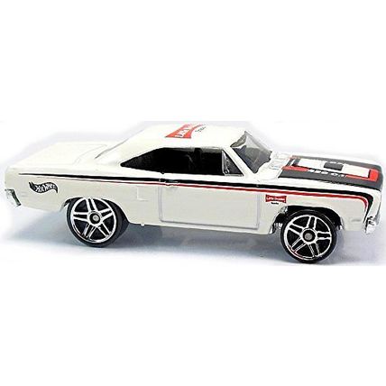 Hot Wheels - '01 Little Debbie Series III 3-Pack *Chevelle / Mustang / Limited*