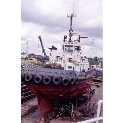 SQ0344 - Grimsby Tug - Lady Sarah - photograph 6x4