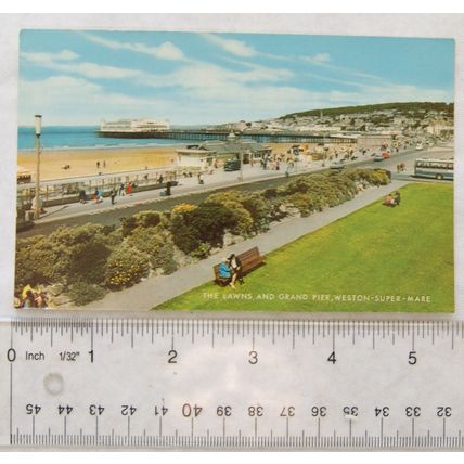 1981 postcard Weston Super Mare, The Lawns & Grand Pier