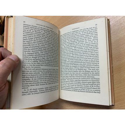 1955 NANCY MITFORD "MADAME DE POMPADOUR" ILLUSTRATED HARDBACK BOOK (P3)