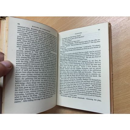 1955 NANCY MITFORD "MADAME DE POMPADOUR" ILLUSTRATED HARDBACK BOOK (P3)