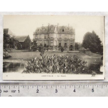 vintage postcard Abbeyville - Le Musée