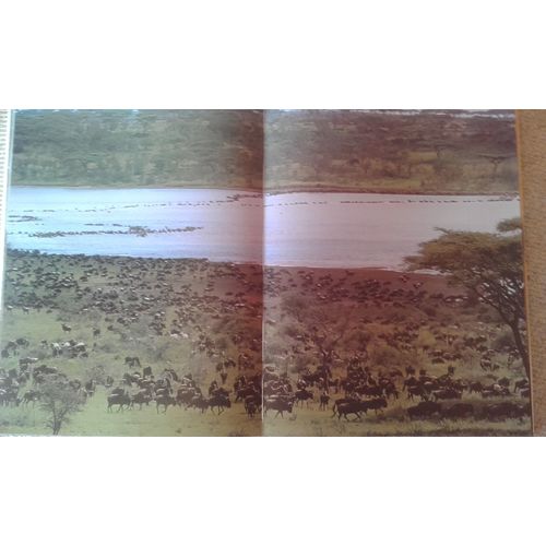 Savage Paradise The Predators Of Serengeti By Hugo Van Lawick ISBN 0002167719
