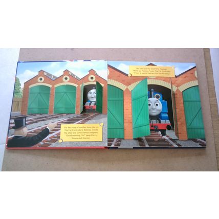 THOMAS & FRIENDS - 2 Book Bundle: Hooray for Thomas! & Railway Race Day (H/Bs)