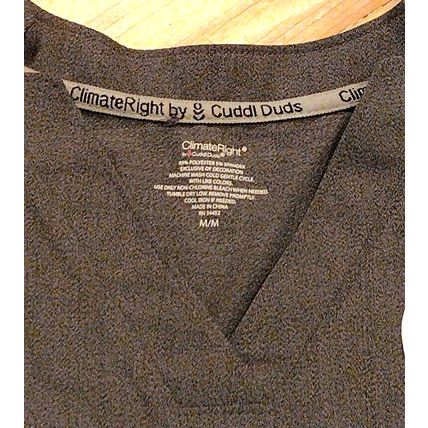 Climate Right by CuddlDuds 6 Pocket Scrub Top Ladies V Neck Grey Med Nursing NWT