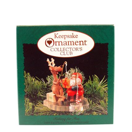 HALLMARK KEEPSAKE FISHING FOR FUN CLIP ON CHRISTMAS ORNAMENT 1995 (QXC5207)