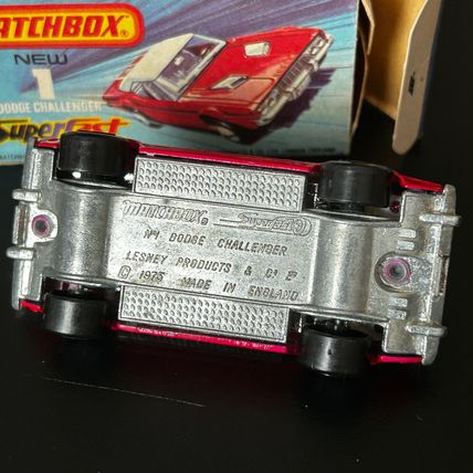RARE CHROME INTERIOR MATCHBOX LESNEY SUPERFAST No 1 DODGE CHALLENGER MINT IN BOX