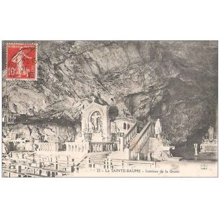 83 - LA SAINT BAUME - intérieur de la grotte