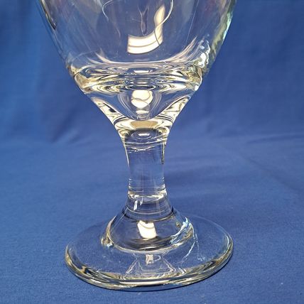 Lot 4 LIBBEY Christmas HOLLY BERRY Glass Ice Tea GOBLETS Stemmed Wine Bow Ribbon