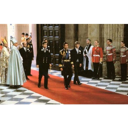 The Bridegroom Enters The Cathedral Royal Wedding 1981 Postcard