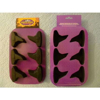 "2 NEW HAUNTED HALLOWEEN WITCHES HAT SILICONE BAKING MOLDS MUFFIN PANS CUPCAKE"