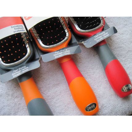 Goody So Sleek Finishing Hair Brush Stiff Metal Bristles Wire Cushion Fast Dry