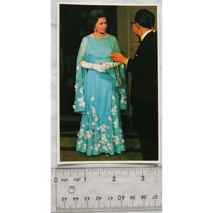 old postcard The Queen in Japan, May 1975 ref2