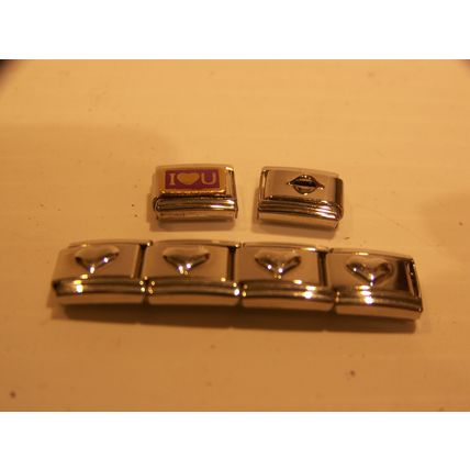 CHARMED EXPRESSIONS BRACELET LINKS (4) HEARTS, PASCINI CHARM HOLDER & I 3 U