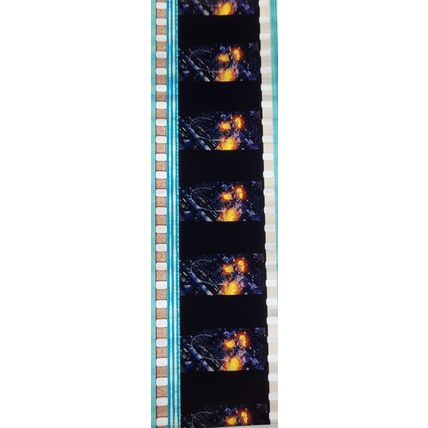 Pk GEB - Z - MIX - d 081C . 1 STRIP OF 5 - 35MM FILM CELLS. ( )