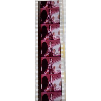 Pulp Fiction. Pk VXM - b042P. 1 STRIP OF 5 - 35MM FILM CELLS PK VXM