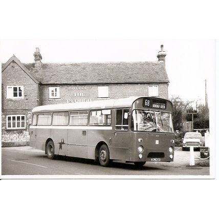 Black & White Photograph of Maidstone & District Motor Services Ltd. - EKJ 451K