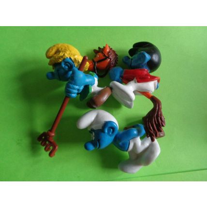 Job lot of 9 modern smurfs hobby horse brainy judo gift rake gold wreath doctor