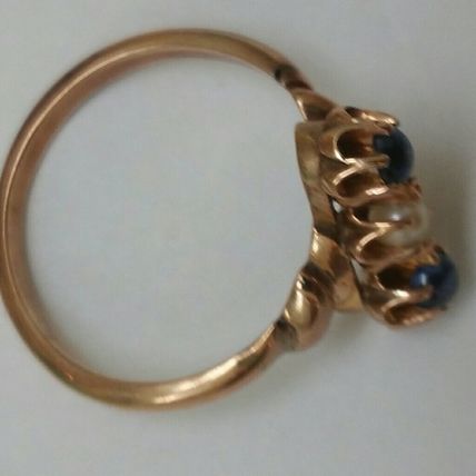 Victorian 12k gold genuine sapphire & pearl ring