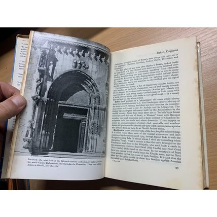 1968 "THE COMPANION GUIDE TO JUGOSLAVIA" TRAVEL VINTAGE HARDBACK BOOK (P5)