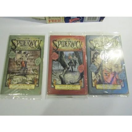 Nestle Shreddies 2008 The Spiderwick Chronicles Box and Book Set Complete