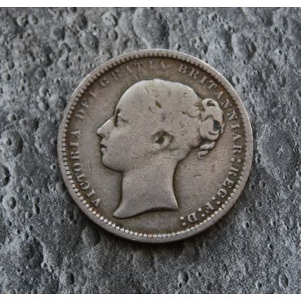 1872 Queen Victoria Silver 92.5% Young Head Shilling 1/- British English Die 4