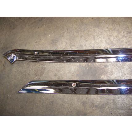 1967 PLYMOUTH SATELLITE RH REAR GLASS TRIM OEM BELVEDERE GTX