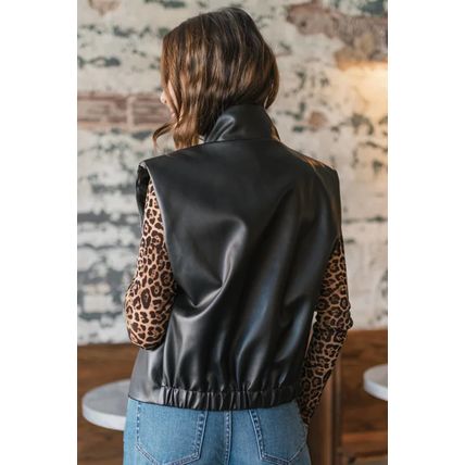 Black Double Flap Pocket Faux Leather Zip Up Stand Neck Vest