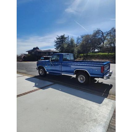 1985 Ford F-350 XL