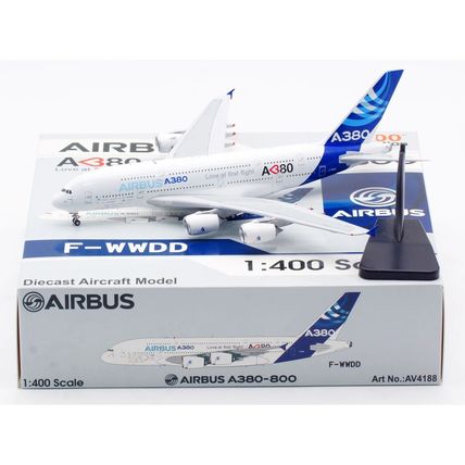 A380-861 AIRBUS INDUSTRIE DETACHABLE GEAR REG: F-WWD - AVIATION 400 AV4188 1/400