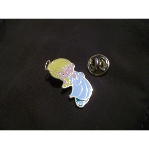 SMALL ANGEL LAPEL PIN,BADGE
