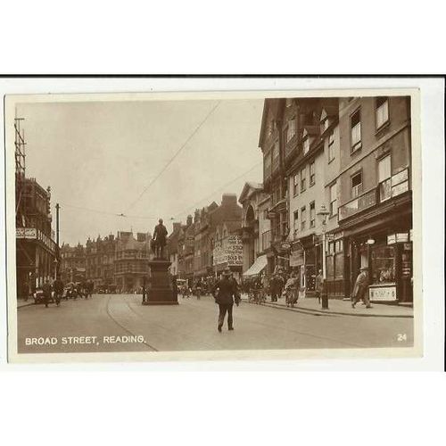 Berkshire READING Broad Street Postcard (24)