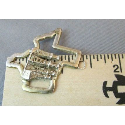 VINTAGE TEXAS SHAPED "WOOD OIL WELLS" STERLING SILVER CHARM PENDANT