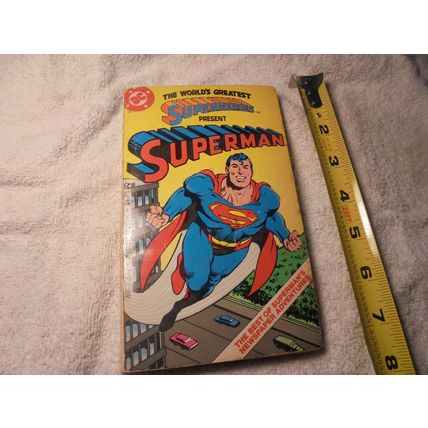 JUSTICE LEAGUE NEWSPAPER STRIP Paperback, DC Comics, 1982!! $20.00 obo!