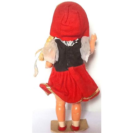 ALICE ** DOLL N. EUROPE in TRADITIONAL DRESS Black / Red Outfit 17 cm VERY GOOD