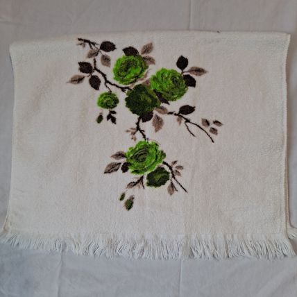 Vintage SAYCO Screen Prints BATH HAND TOWEL Green Rose Flowers 25" x 16"