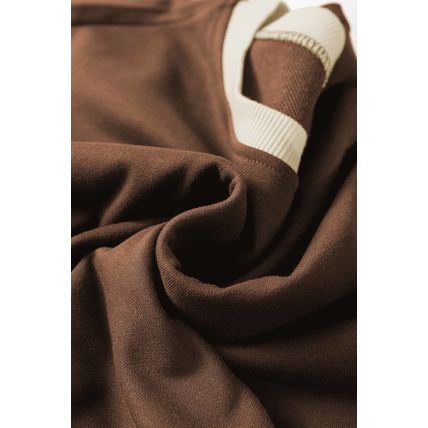 Coffee Color Contrast Loose Pullover and Lace-up Waist Skort Set