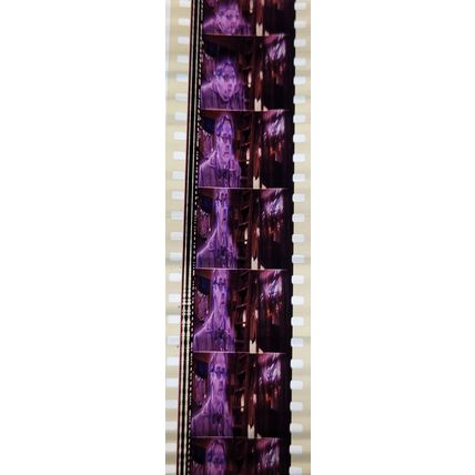 Pk DAU - B - MIX - e 0123S . - 1 STRIP OF 5 - 35MM FILM CELLS. ( )