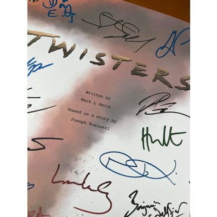 Twisters Movie Script Signed- Autograph Reprints- 121 Pages- Glen Powell
