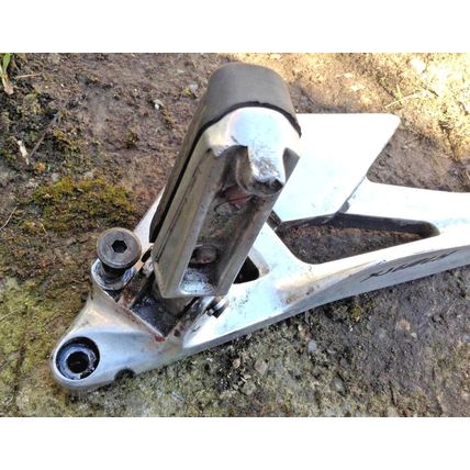 Yamaha XJ600 XJ 600 Diversion 1998 Left Hand Side Foot Hanger Bracket & footrest