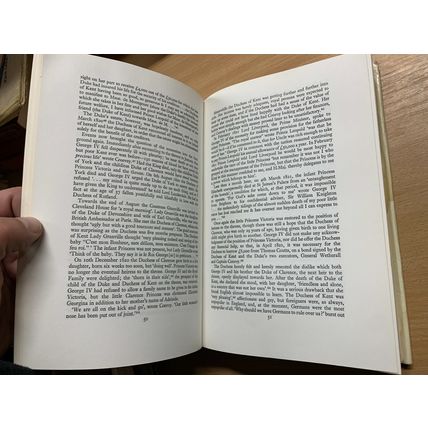 1973 "QUEEN VICTORIA HER LIFE & TIMES 1819-1861" CECIL WOODHAM-SMITH BOOK (P6)