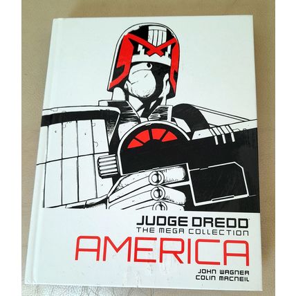Judge Dredd : The Mega Collection : America : Graphic Novel : Hardback