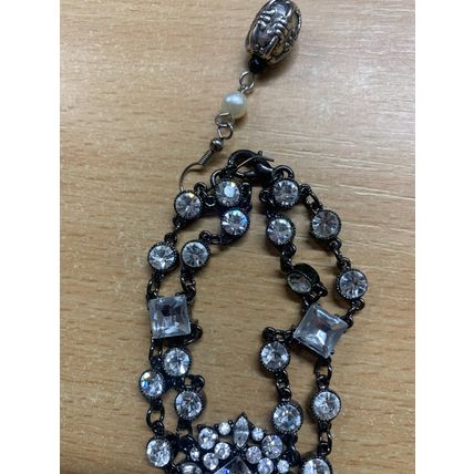 VINTAGE SPARKLING CLEAR STONES CLUSTER BRACELET 33 GRAMS 9.5cm LONG (P3)