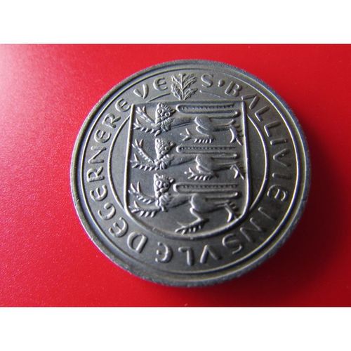 1968 GUERNSEY TEN NEW PENCE FREE POST. COIN - 1. AL