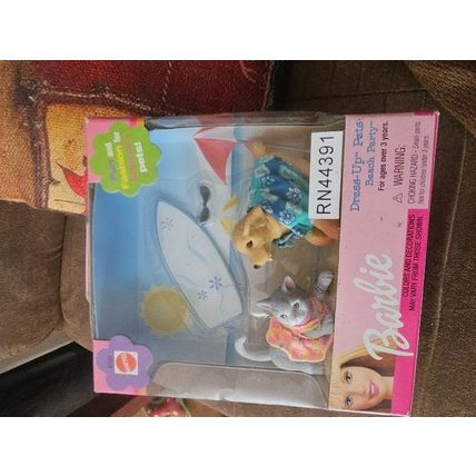 Barbie dress up pets