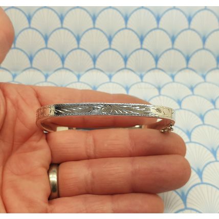 Vintage 925 Sterling Silver Etched Design Square Hinged Bangle Bracelet