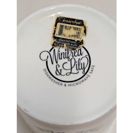 Winifred & Lily Talk To The Paw 16oz LG Coffee Mug White Porcelain With Handle